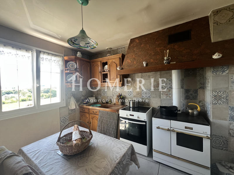 Maison - 98 m² - 5 pièces