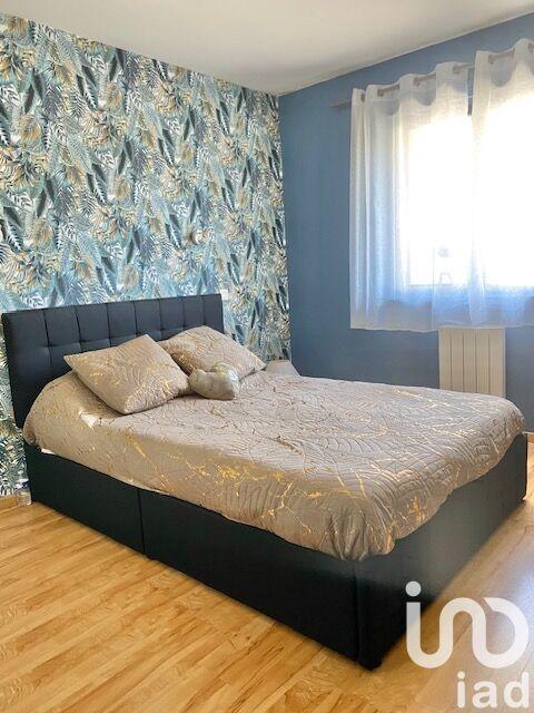 Maison - 121 m² - 8 pièces