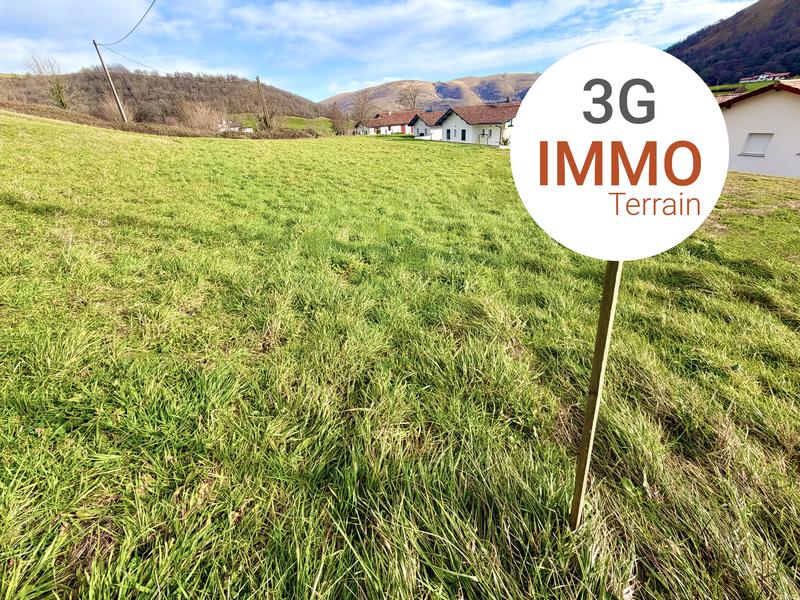 Terrain constructible - 1 396 m²