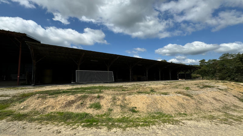 Local d'activité / Entrepôt - 2 070 m²