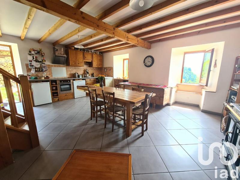 Maison de village - 189 m² - 8 pièces