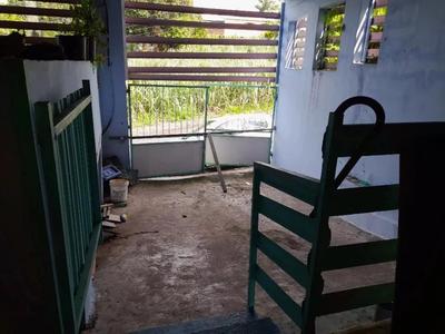 Entrepôt - 90 m² - 5 pièces