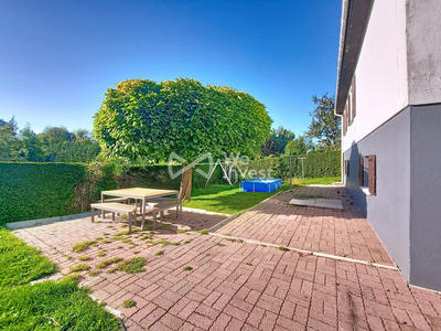 Maison - 99 m² - 4 pièces