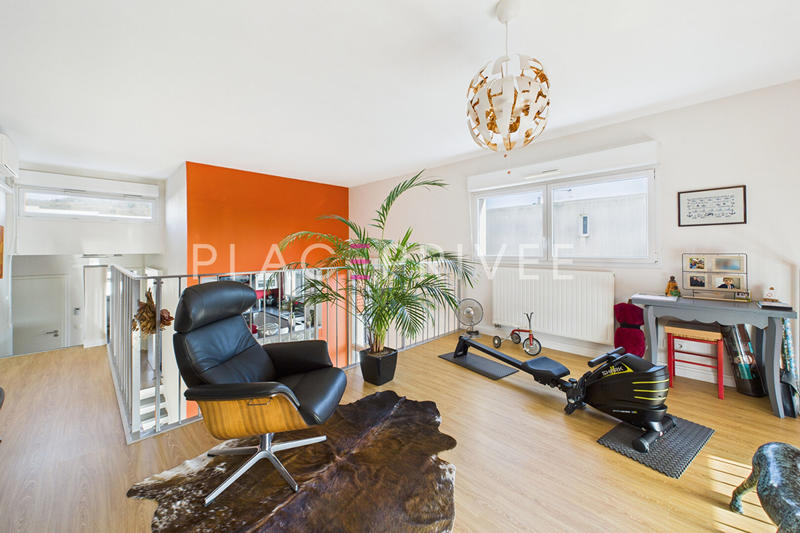 Appartement - 97 m² - 4 pièces