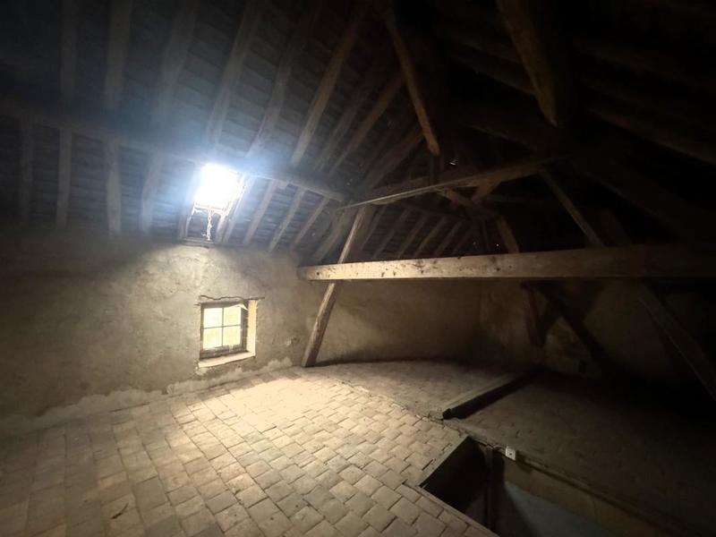 Maison - 412 m² - 8 pièces