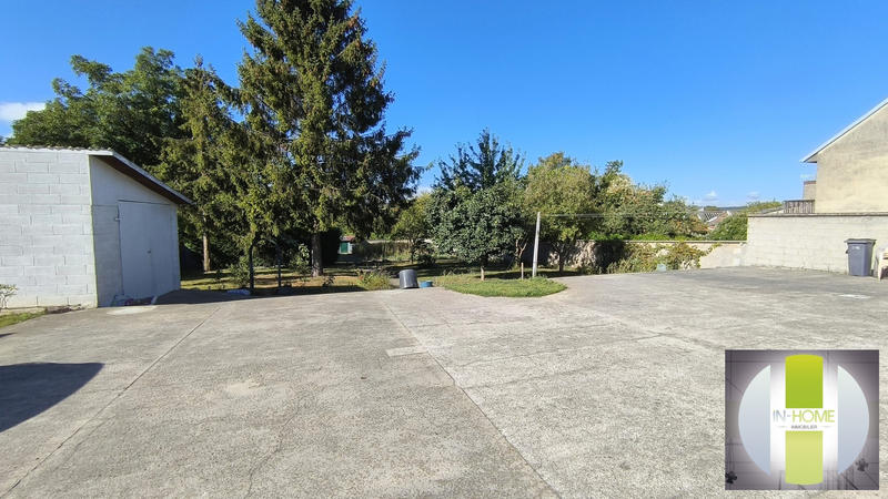 Maison - 140 m² - 2 pièces