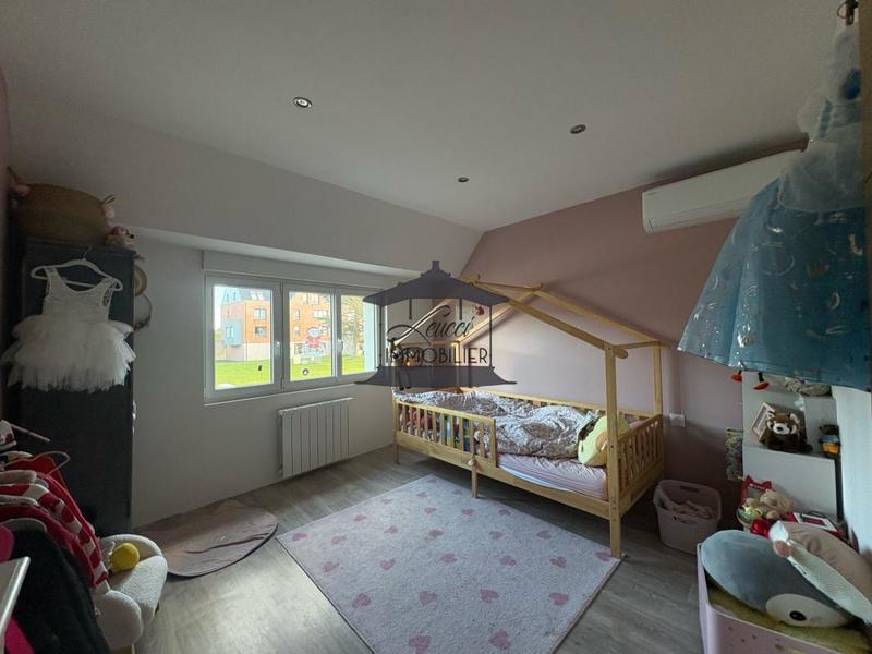 Maison - 170 m² - 6 pièces