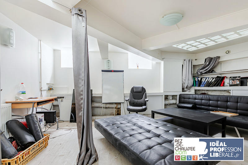 Local commercial - 76 m² - 4 pièces