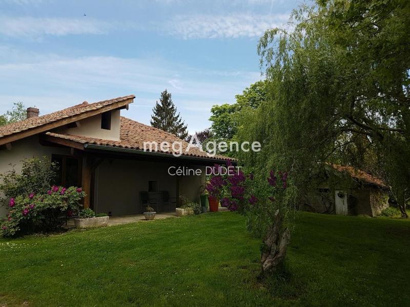 Corps de ferme - 230 m² - 6 pièces