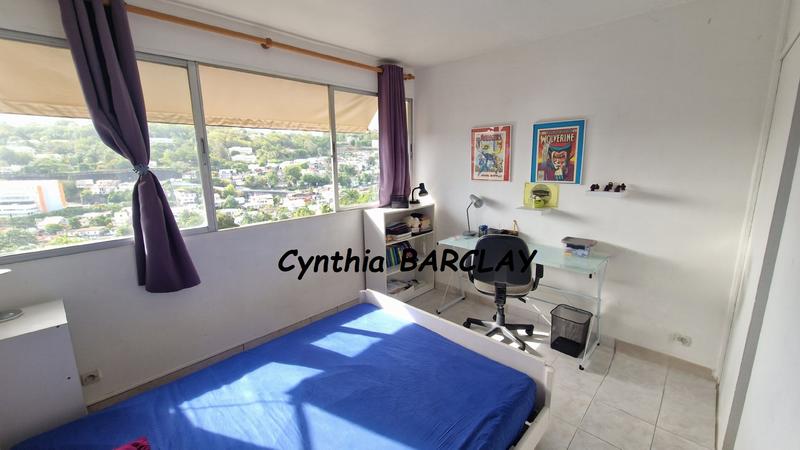 Appartement - 120 m² - 5 pièces