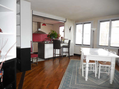 Appartement - 82 m² - 4 pièces