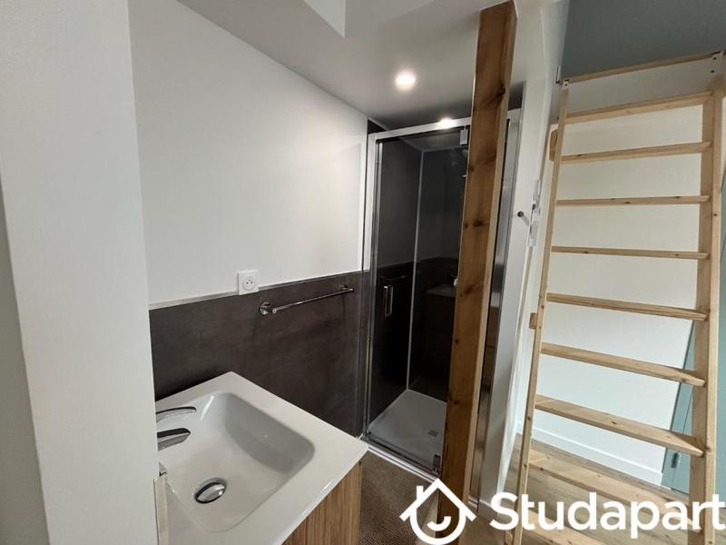 Chambre - 15 m² - 1 pièce