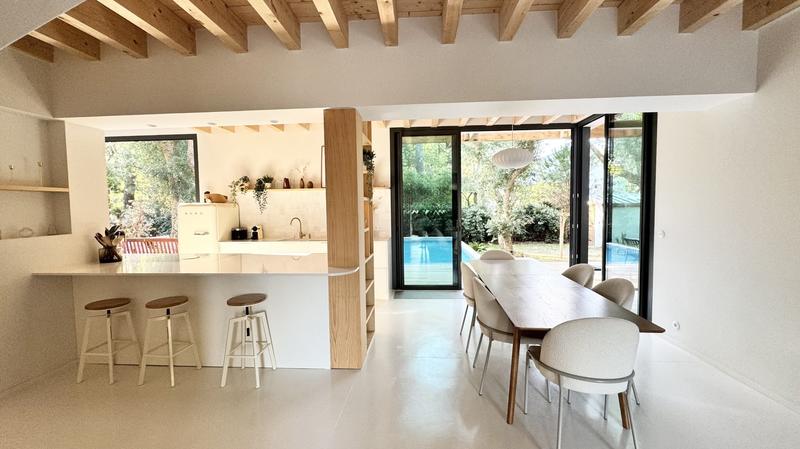 Maison - 163 m² - 4 pièces