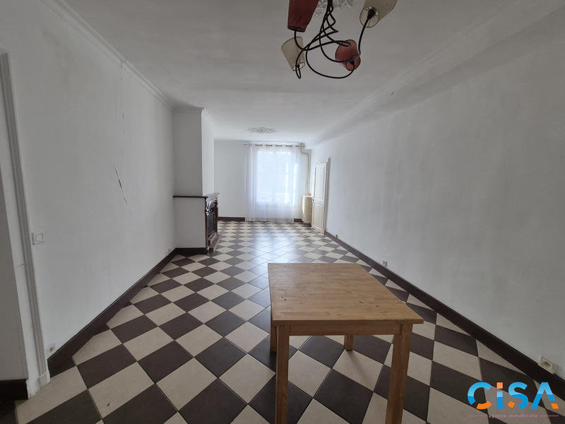 Maison ancienne - 177 m² - 8 pièces