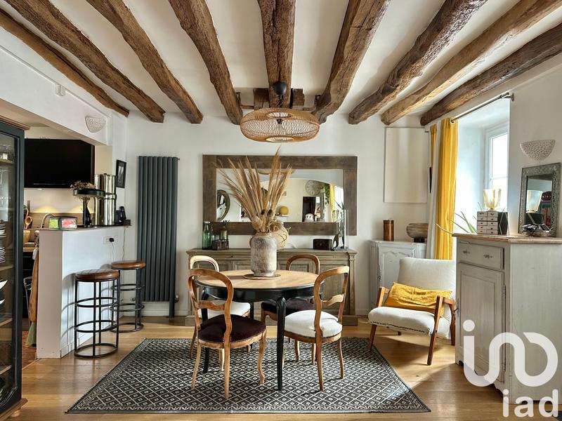 Maison - 210 m² - 8 pièces