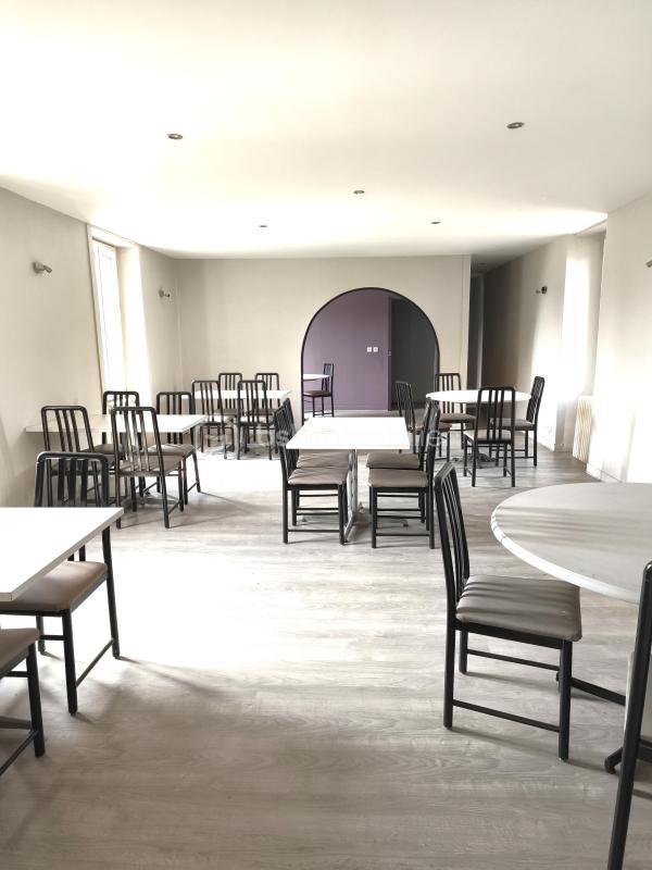 Maison - 275 m² - 7 pièces