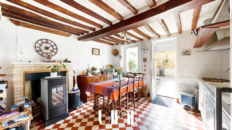 Maison en pierre - 92 m² - 5 pièces