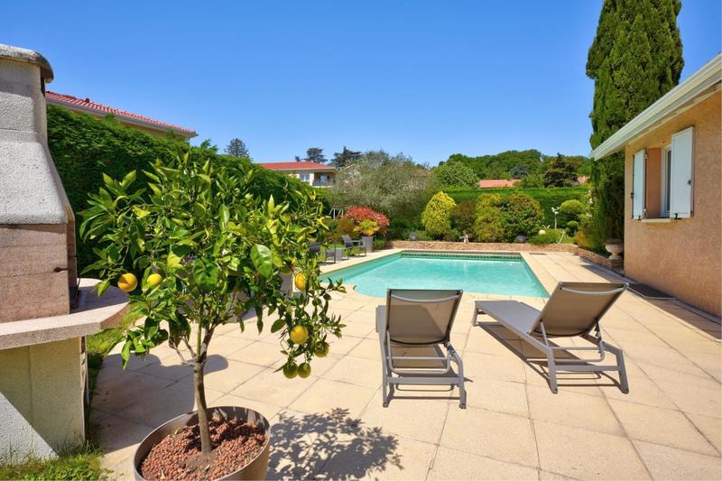 Maison - 190 m² - 7 pièces