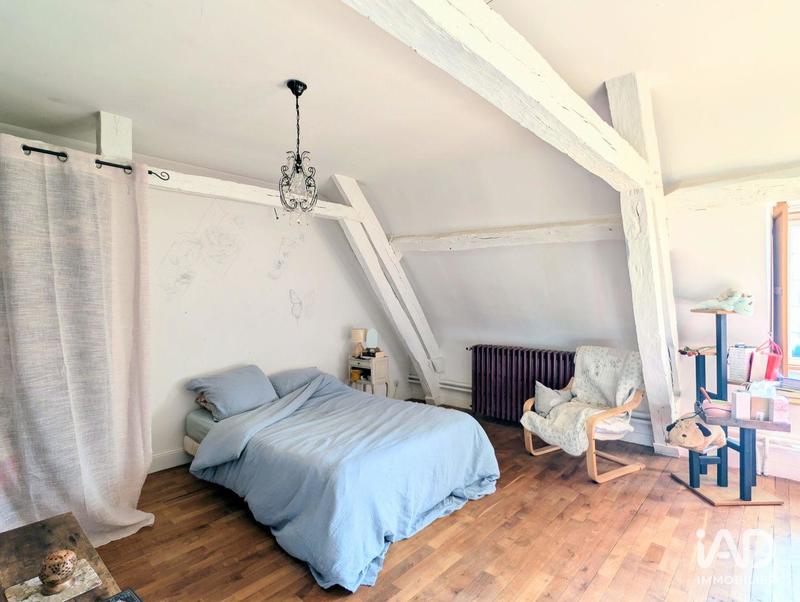 Maison - 249 m² - 7 pièces