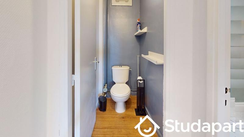 Chambre - 74 m² - 1 pièce