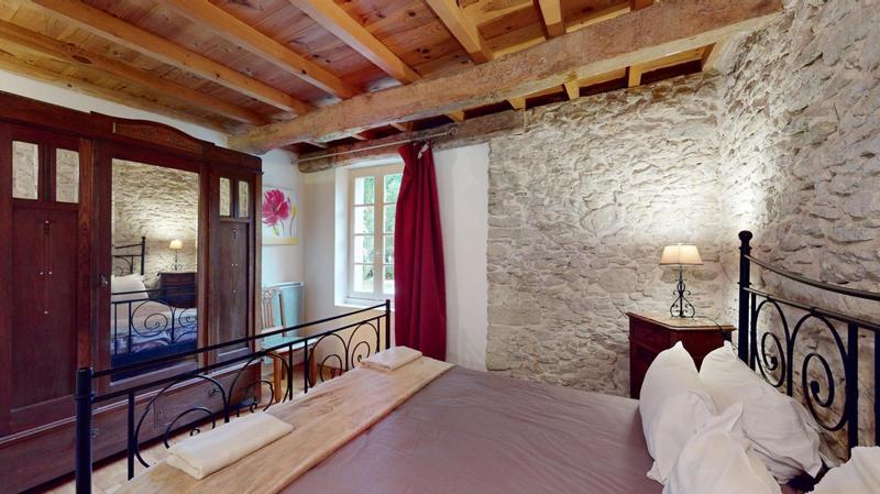 Corps de ferme - 567 m² - 20 pièces