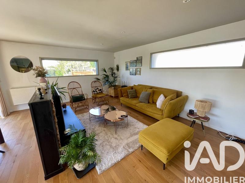 Maison - 160 m² - 5 pièces