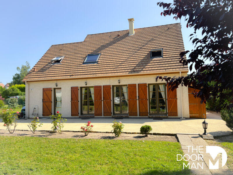 Maison - 141 m² - 5 pièces