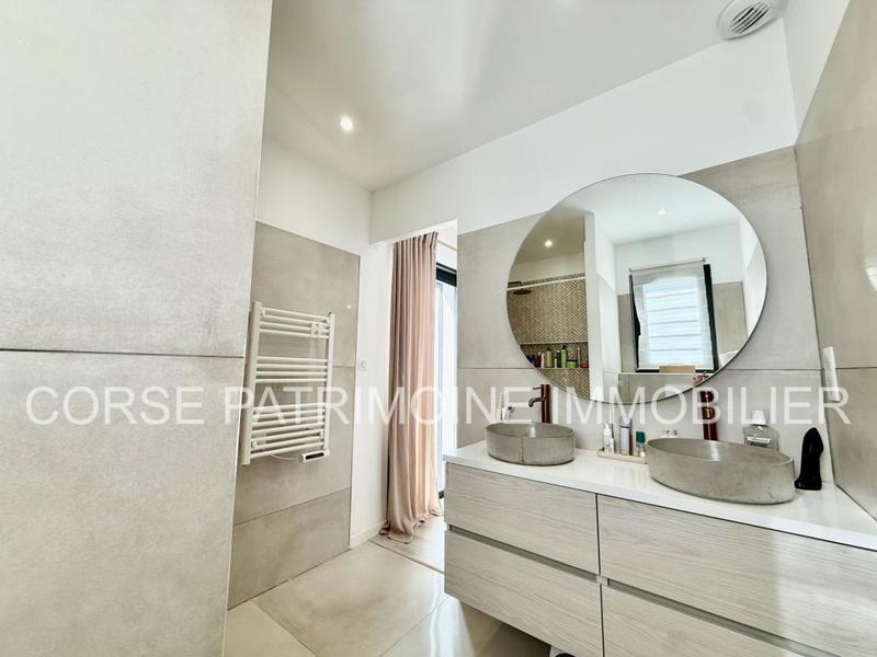 Villa - 130 m² - 6 pièces