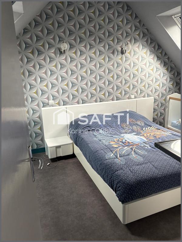 Maison - 160 m² - 8 pièces