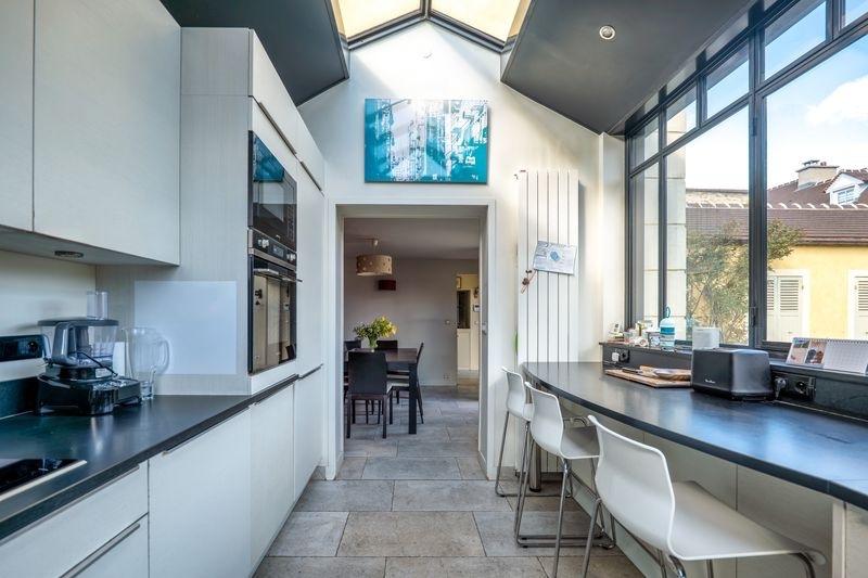 Maison - 210 m² - 8 pièces