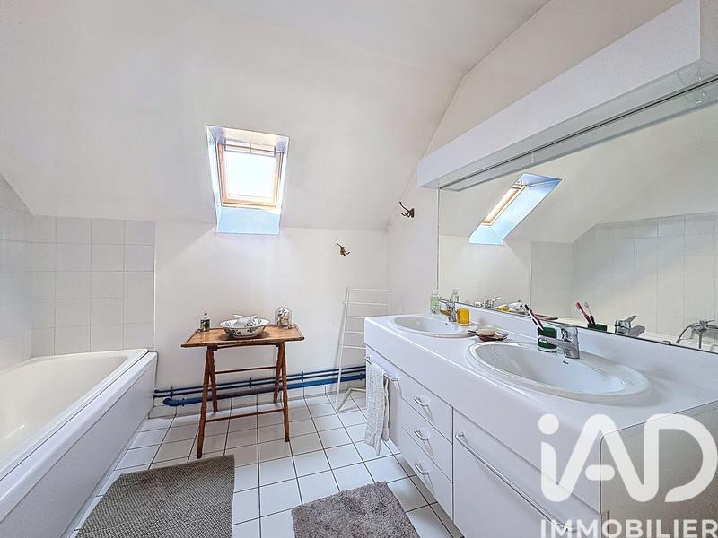 Maison - 170 m² - 8 pièces