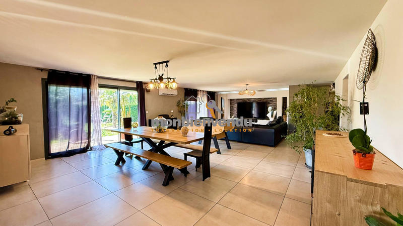 Maison contemporaine - 170 m² - 5 pièces