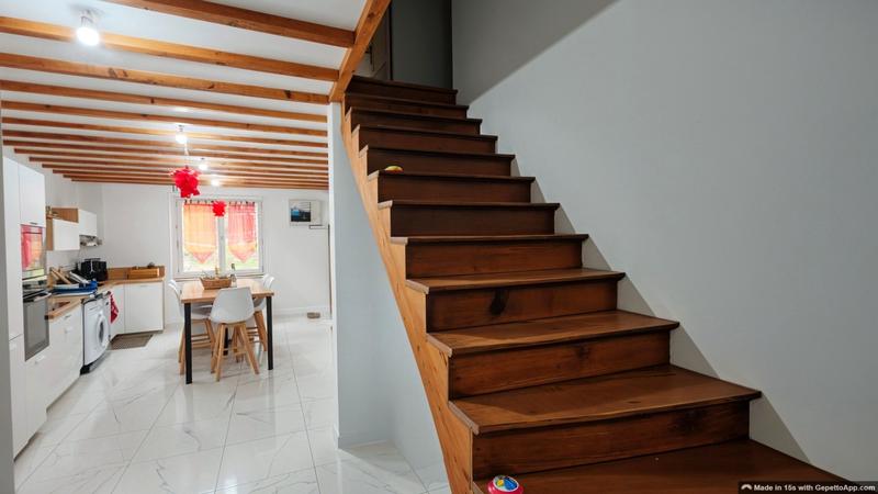 Maison - 152 m² - 6 pièces