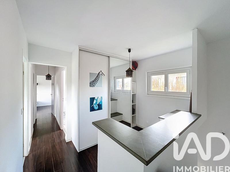 Maison - 94 m² - 4 pièces