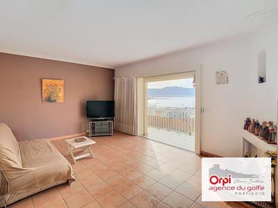 Appartement - 87 m² - 4 pièces