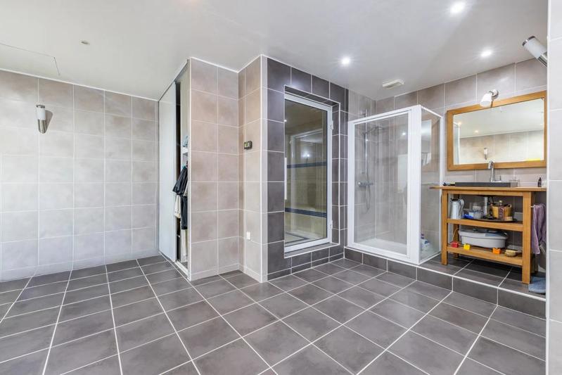 Maison d'architecte - 271 m² - 10 pièces