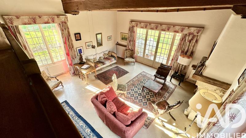 Maison - 311 m² - 7 pièces