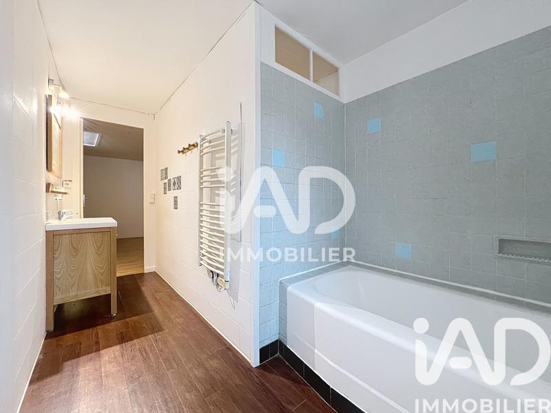 Maison - 122 m² - 6 pièces