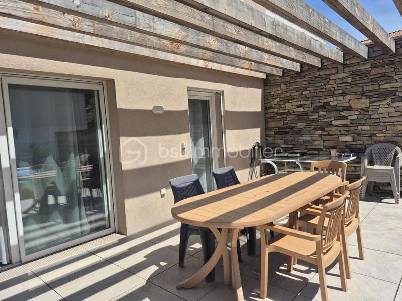 Maison - 96 m² - 4 pièces