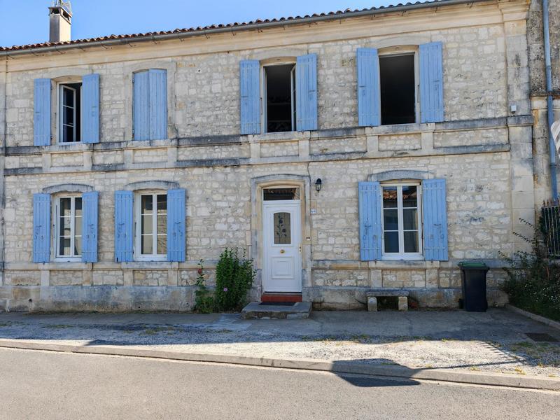 Maison - 143 m² - 6 pièces