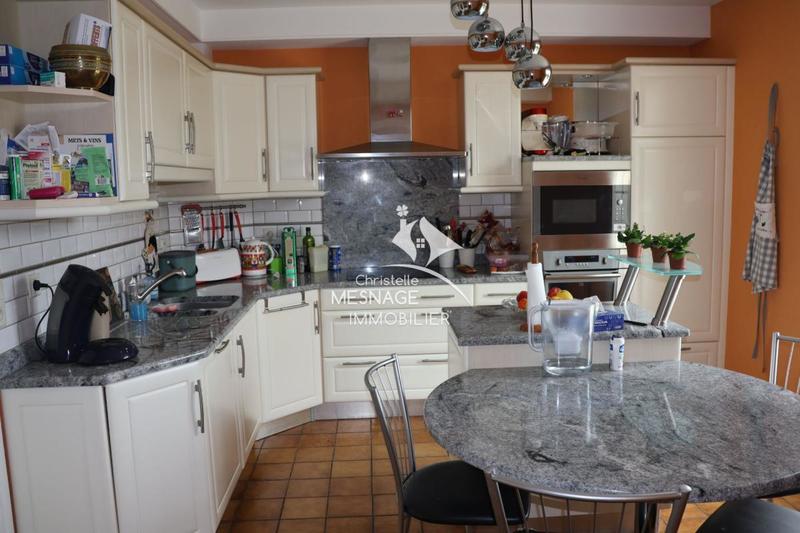 Maison - 150 m² - 6 pièces