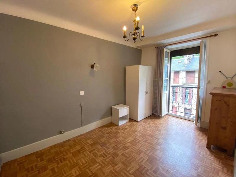 Appartement - 335 m² - 7 pièces