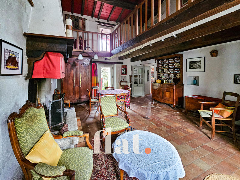 Maison - 122 m² - 6 pièces