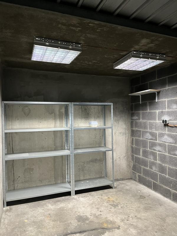 Parking / Garage - 15 m²