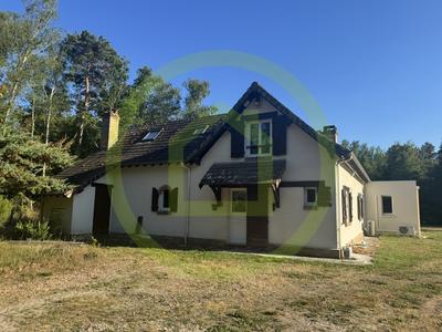 Propriété - 143 m² - 6 pièces