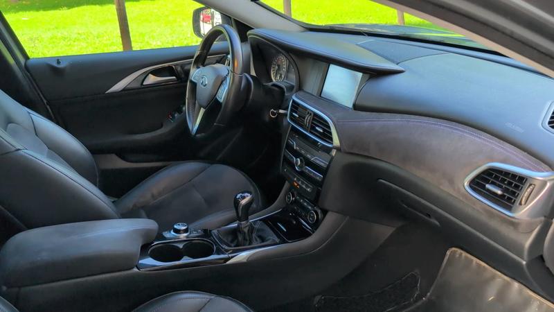 Infiniti Q30 1.6 122 Luxe