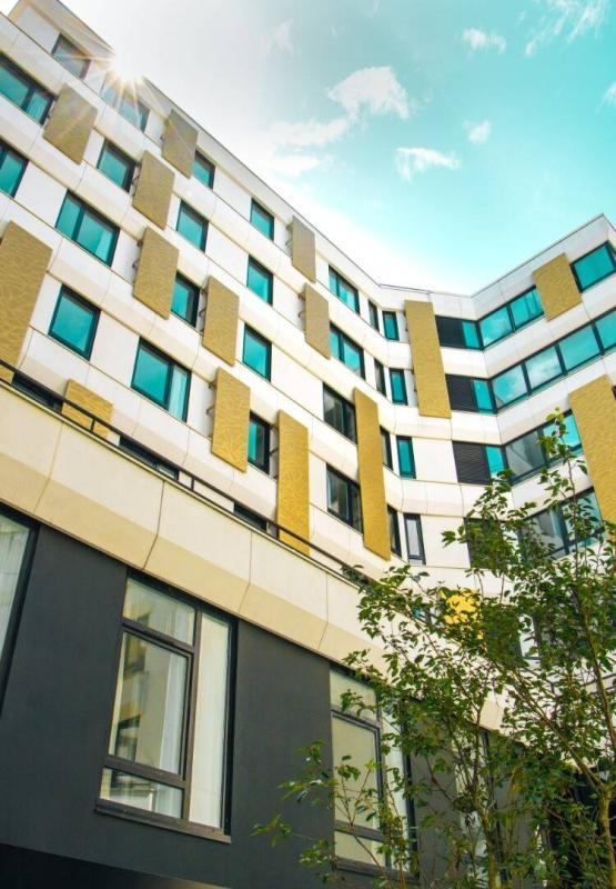 Chambre - 21 m² - 4 pièces