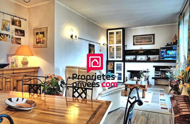 Appartement - 137 m² - 6 pièces