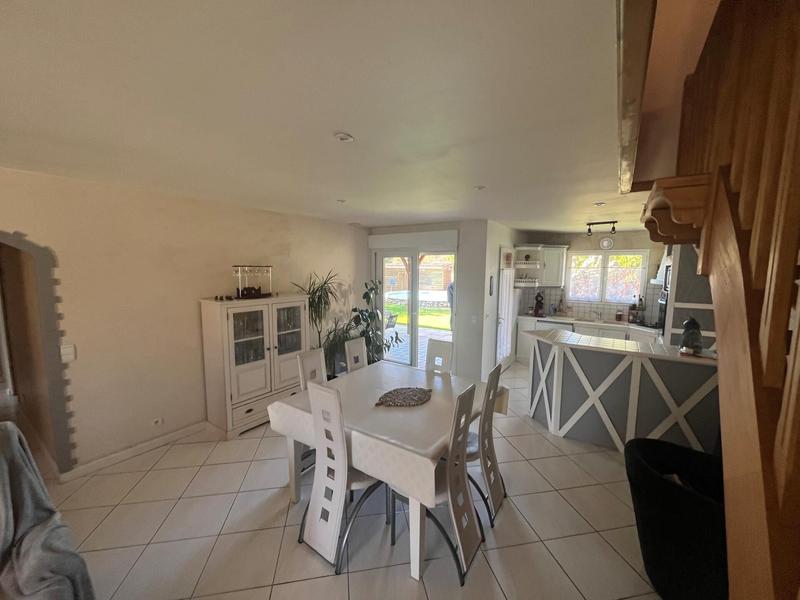 Maison - 105 m² - 4 pièces