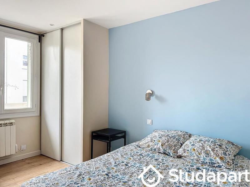 Chambre - 11 m² - 1 pièce